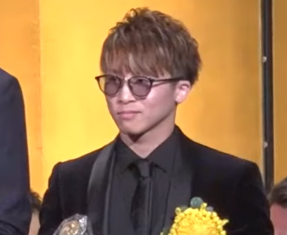 写真を撮られる井上尚弥