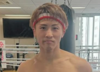 ヘアバンドをした井上尚弥選手